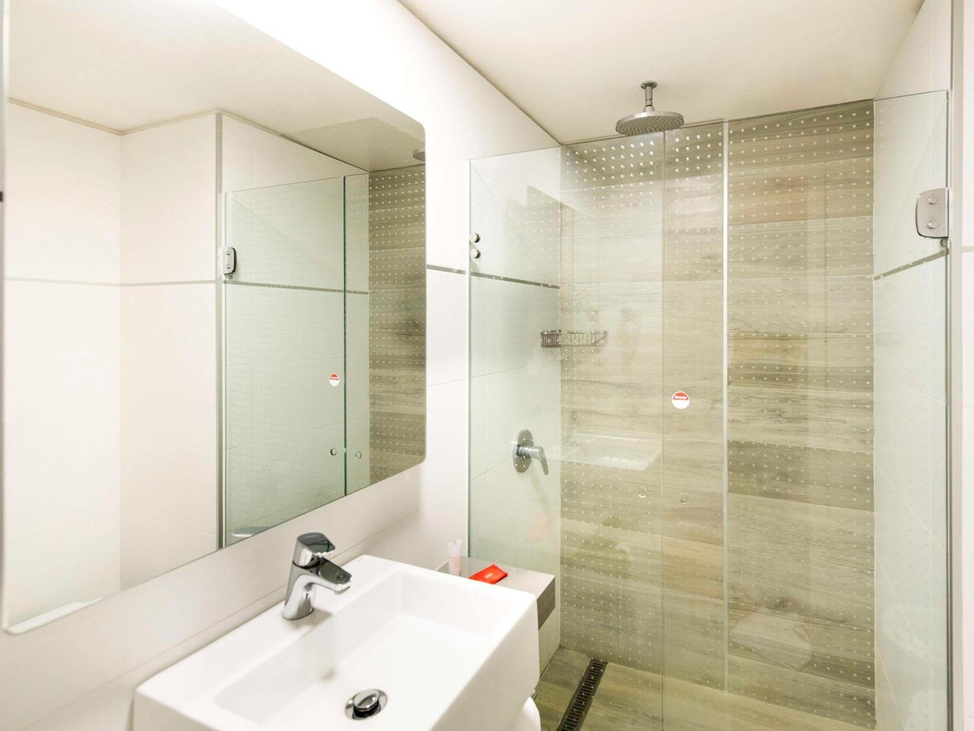 Ibis Montevideo Rambla Hotell Exteriör bild